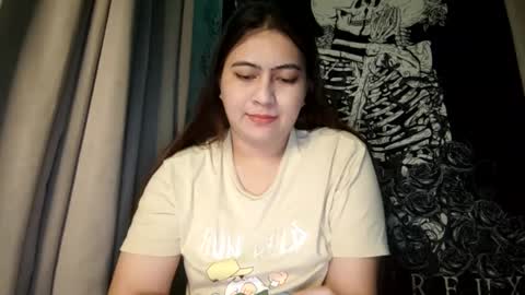 Snapshot of dreamycreamyst chatting on 02/18/25, 12:17 dreamycreamyst online show from 02/18/25, 12:17