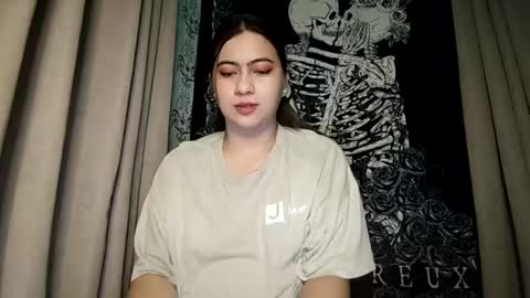 Snapshot of dreamycreamyst chatting on 02/23/25, 08:55 dreamycreamyst online show from 02/23/25, 08:55