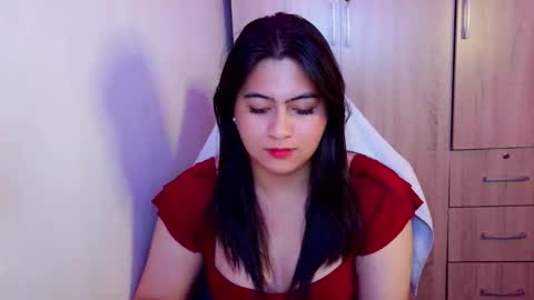 Snapshot of dreamycreamyst chatting on 03/24/26, 01:21 dreamycreamyst online show from 03/24/26, 01:21