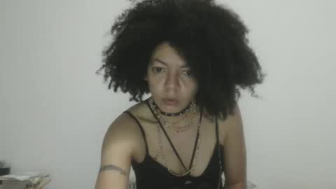 Snapshot of dreamylatina chatting on 03/07/26, 12:18 DreamyLatina online show from 03/07/26, 12:18