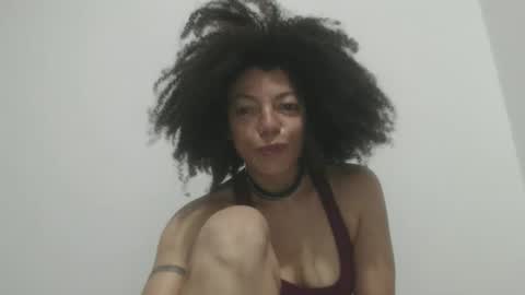Snapshot of dreamylatina chatting on 04/14/26, 02:06 DreamyLatina online show from 04/14/26, 02:06