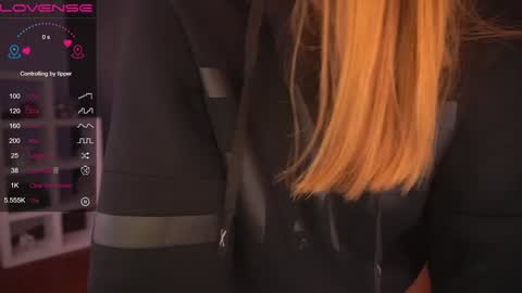 Lina online show from 12/30/24, 07:26