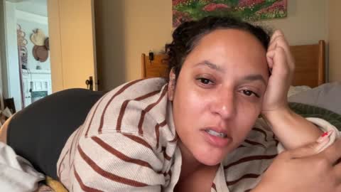 RIRI OR DREAMY online show from 02/08/25, 10:40