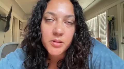 RIRI OR DREAMY online show from 09/17/25, 03:14