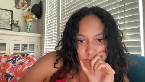 RIRI OR DREAMY online show from 05/06/26, 05:18