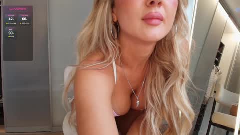 Snapshot of dreamyylilah chatting on 06/01/26, 11:28 Lilah online show from 06/01/26, 11:28