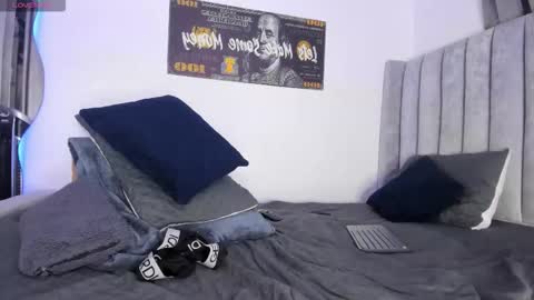 Snapshot of drekev_ chatting on 02/11/26, 01:54 Kevin online show from 02/11/26, 01:54