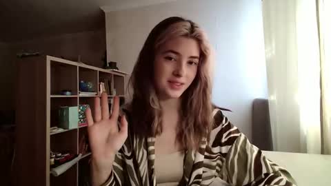 Snapshot of dremazwahlen chatting on 02/10/26, 09:24 Dia online show from 02/10/26, 09:24