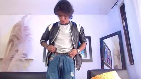 Snapshot of dreyk20 chatting on 10/07/25, 02:36 Dreyk online show from 10/07/25, 02:36