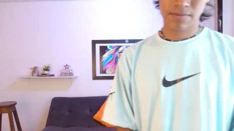 Snapshot of dreyk20 chatting on 10/27/25, 02:32 Dreyk online show from 10/27/25, 02:32