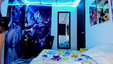 Dreyna  online show from 02/12/25, 07:44