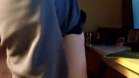 Snapshot of drijn3 chatting on 09/27/25, 12:48 drijn3 online show from 09/27/25, 12:48