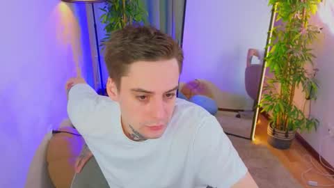 Snapshot of drillfilow chatting on 03/25/26, 04:18 drillfilow online show from 03/25/26, 04:18