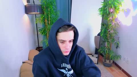 Snapshot of drillfilow chatting on 03/29/26, 10:21 drillfilow online show from 03/29/26, 10:21