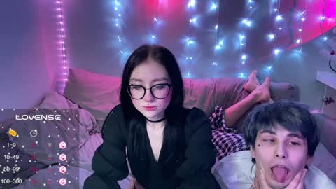 Snapshot of drillhouse_ chatting on 01/02/25, 02:22 Tara  Sonny online show from 01/02/25, 02:22
