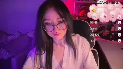 Snapshot of drillhouse_ chatting on 03/11/25, 04:10 Tara  Sonny online show from 03/11/25, 04:10