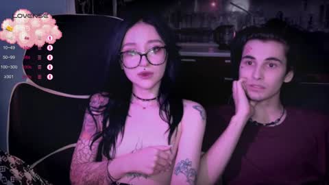 Snapshot of drillhouse_ chatting on 09/19/25, 02:13 Tara  Sonny online show from 09/19/25, 02:13