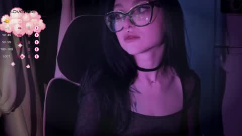 Snapshot of drillhouse_ chatting on 09/23/25, 02:03 Tara  Sonny online show from 09/23/25, 02:03