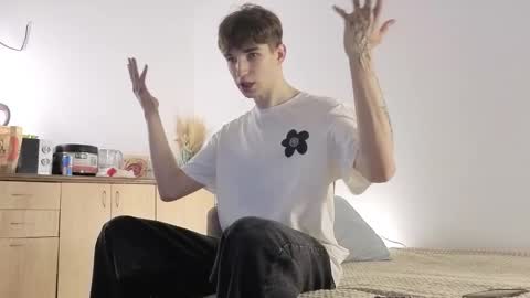 Mark online show from 12/19/25, 04:03