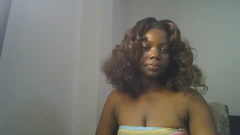 Kimberly online show from 02/05/26, 01:21