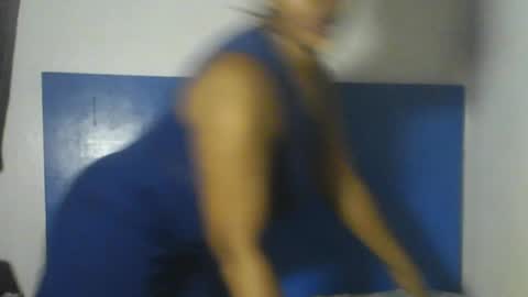 Snapshot of drip_queenxx1 chatting on 07/27/26, 10:44 drip_queenxx1 online show from 07/27/26, 10:44