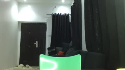 Snapshot of dripping_luna chatting on 12/29/24, 01:02 dripping_luna online show from 12/29/24, 01:02