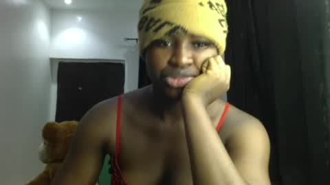 Snapshot of dripping_luna chatting on 12/30/24, 02:09 dripping_luna online show from 12/30/24, 02:09