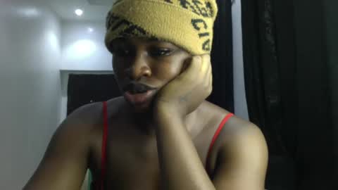 Snapshot of dripping_luna chatting on 01/02/25, 06:45 dripping_luna online show from 01/02/25, 06:45