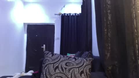 Snapshot of dripping_luna chatting on 02/01/25, 02:26 dripping_luna online show from 02/01/25, 02:26