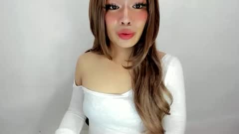 miss. Erika online show from 10/07/25, 02:09