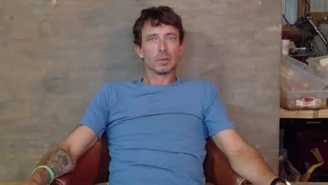 Snapshot of dritylilboy chatting on 05/29/26, 02:15 Inexperienced catfish online show from 05/29/26, 02:15