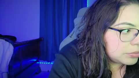 Snapshot of drizzypeach602 chatting on 04/01/26, 04:57 Drizzypeach602 online show from 04/01/26, 04:57