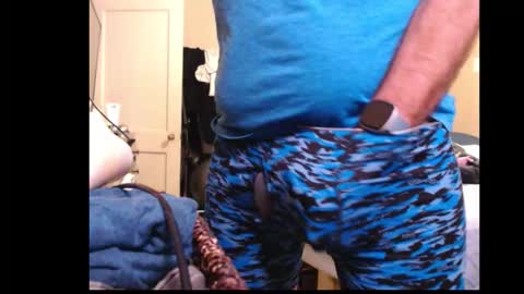 Hello Hope you enjoy what you see. I love attention in dirty talk and tips thickcock  edging precum dirtyTalk C2C online show from 02/18/26, 06:26