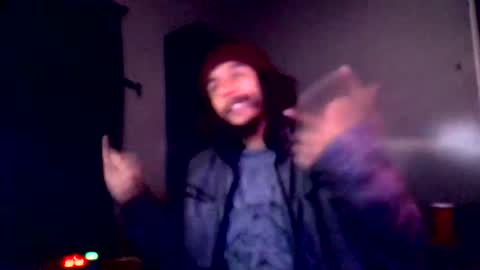 Snapshot of drogoloko233 chatting on 11/30/25, 07:23 drogo lpkp online show from 11/30/25, 07:23