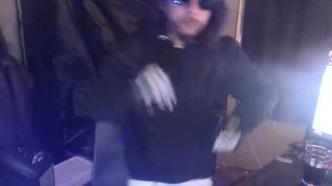 Snapshot of drogoloko233 chatting on 02/23/26, 04:43 drogo lpkp online show from 02/23/26, 04:43