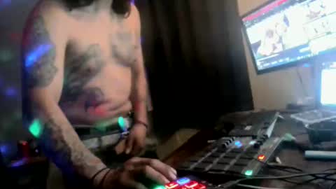 Snapshot of drogoloko233 chatting on 04/05/26, 07:05 drogo lpkp online show from 04/05/26, 07:05