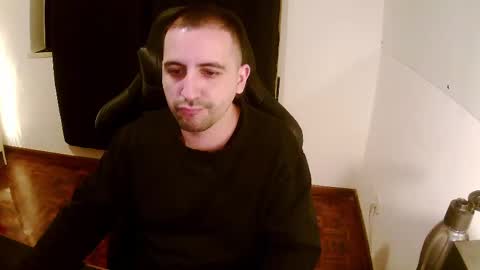 Snapshot of droooooones chatting on 02/11/25, 11:54 droooooones online show from 02/11/25, 11:54