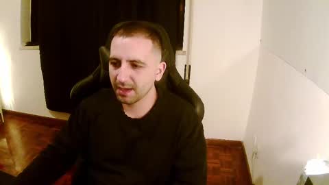 Snapshot of droooooones chatting on 03/01/25, 12:50 droooooones online show from 03/01/25, 12:50