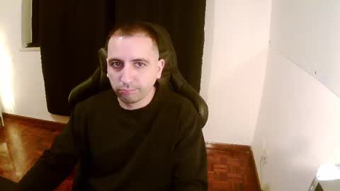 Snapshot of droooooones chatting on 03/01/25, 09:26 droooooones online show from 03/01/25, 09:26