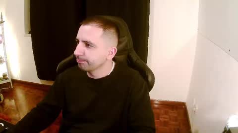 Snapshot of droooooones chatting on 03/02/25, 10:59 droooooones online show from 03/02/25, 10:59