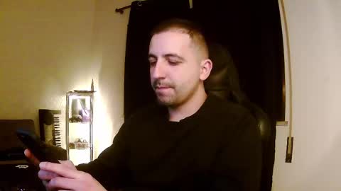 Snapshot of droooooones chatting on 03/04/25, 11:32 droooooones online show from 03/04/25, 11:32