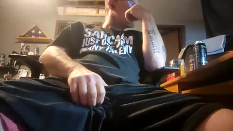 Snapshot of drpepper80 chatting on 12/24/24, 04:30 drpepper80 online show from 12/24/24, 04:30