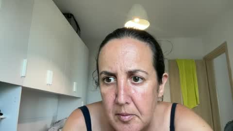 Snapshot of drresa chatting on 06/25/26, 10:53 Dr. Resa online show from 06/25/26, 10:53