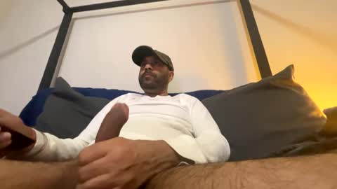 Snapshot of drspunkalott chatting on 12/12/24, 08:57 drspunkalott online show from 12/12/24, 08:57