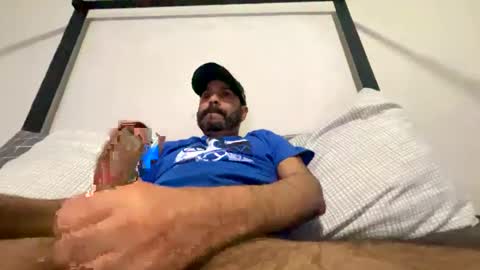 Snapshot of drspunkalott chatting on 01/14/25, 03:53 drspunkalott online show from 01/14/25, 03:53