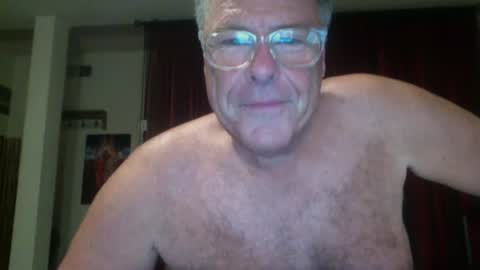 Snapshot of drummersrock92118 chatting on 07/06/26, 01:52 drummersrock92118 online show from 07/06/26, 01:52