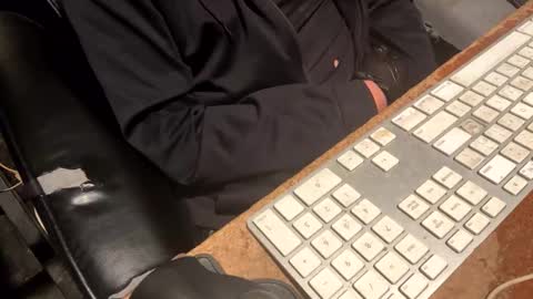 Snapshot of dschlik2 chatting on 01/04/25, 07:55 dschlik2 online show from 01/04/25, 07:55