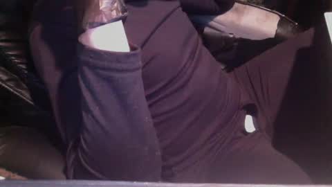 Snapshot of dschlik2 chatting on 01/15/25, 02:49 dschlik2 online show from 01/15/25, 02:49