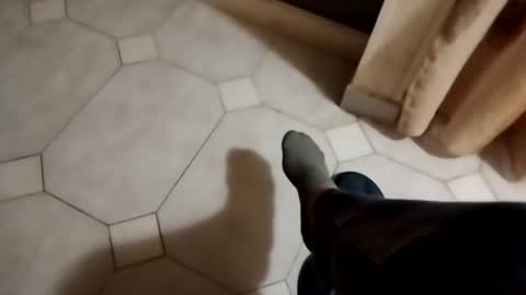 Snapshot of dthedog12 chatting on 10/14/25, 10:10 dthedog12 online show from 10/14/25, 10:10