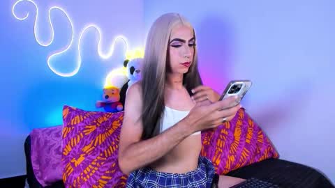 Snapshot of dual_seduction25 chatting on 03/06/26, 01:24 Juan Marulanda online show from 03/06/26, 01:24